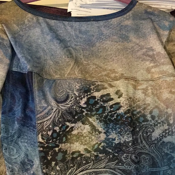 NWT One World Women’s Split Back Top - Picture 11 of 16